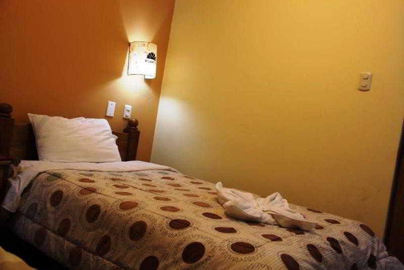 Hostal Atlantis Cuzco Zewnętrze zdjęcie