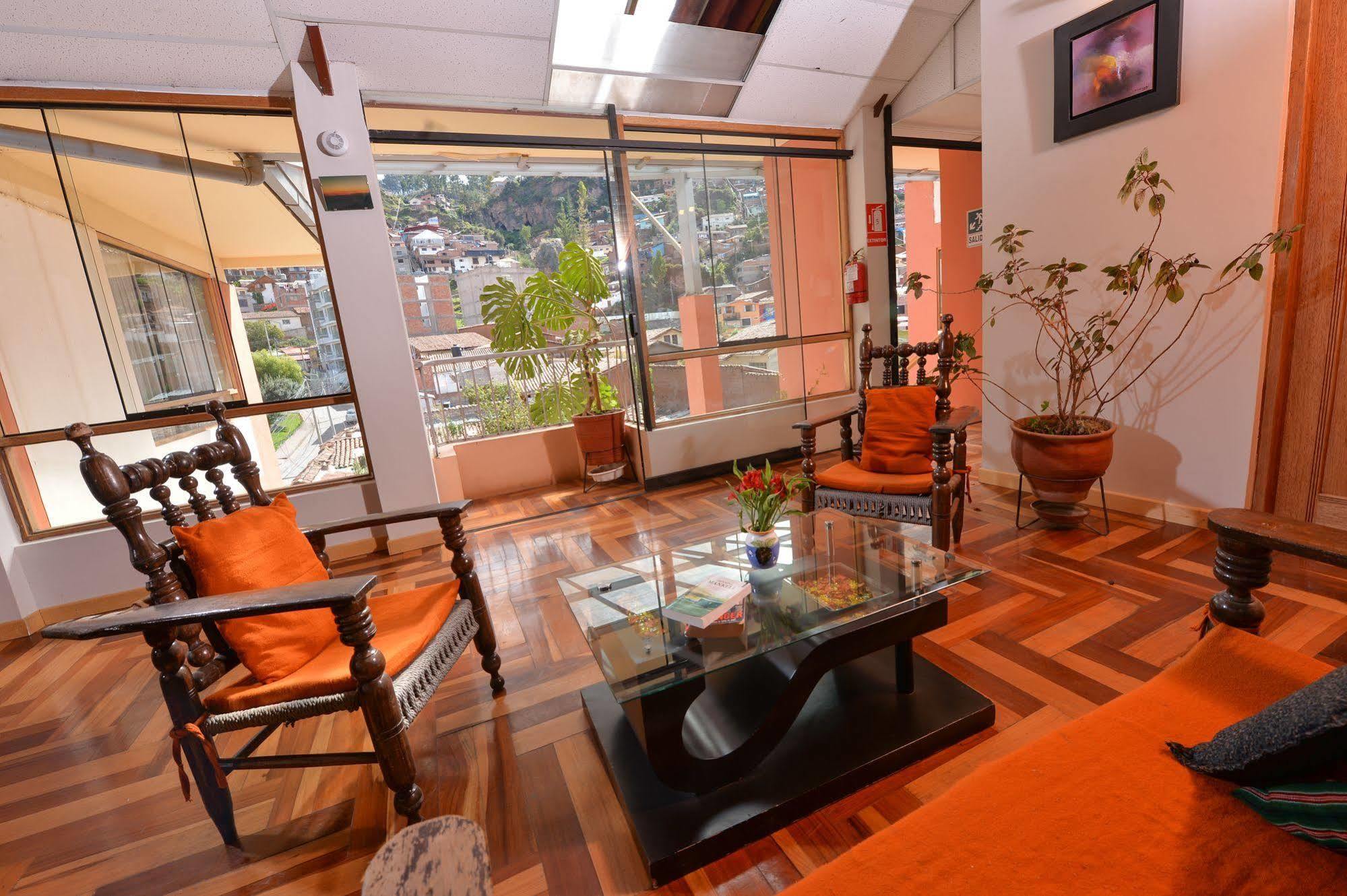 Hostal Atlantis Cuzco Zewnętrze zdjęcie